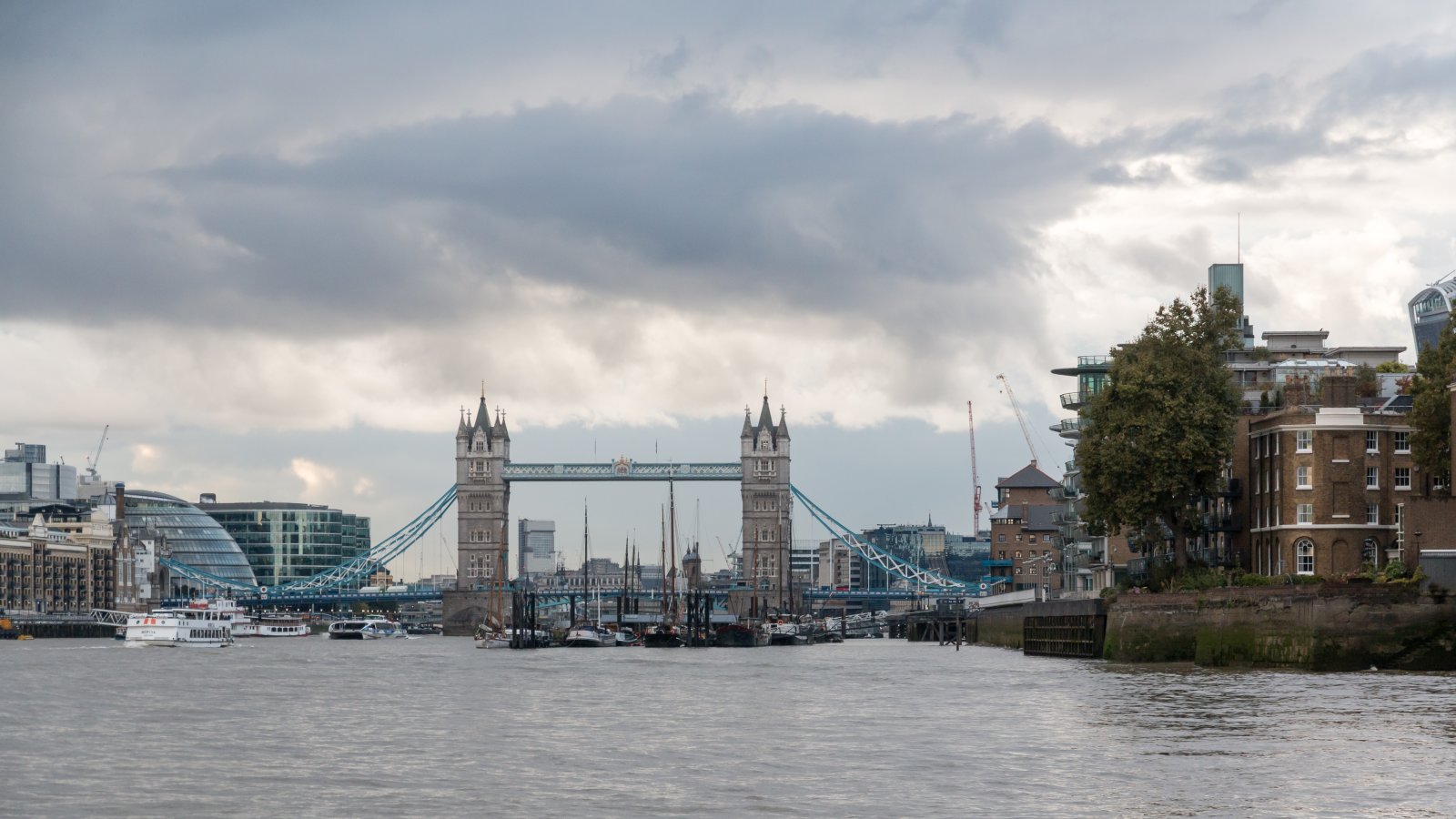 El Puente de la Torre, el símbolo de Londres - Tower Bridge Rd | Secret World Trip Planner