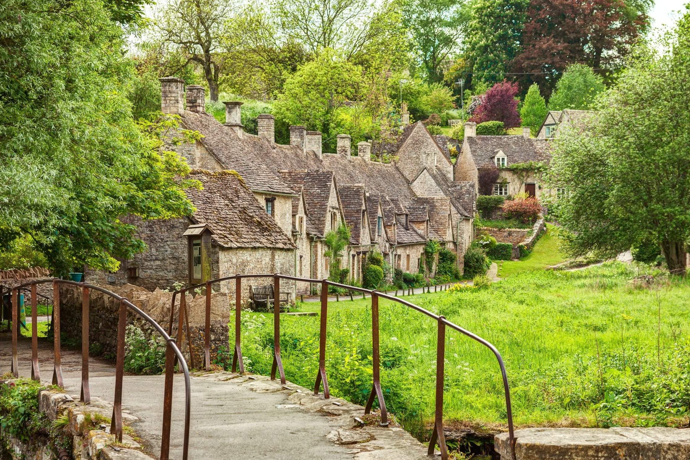 Cotswolds - Bibury | Secret World Trip Planner