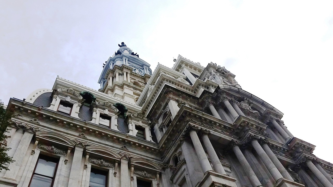 Philadelphia boasts the largest city hall in America  - Philadelphia | Secret World Trip Planner