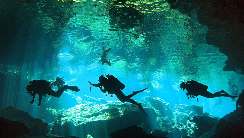 Сенот Эскелето, также известный как “Храм Судьбы” - Tulum | Secret World Trip Planner