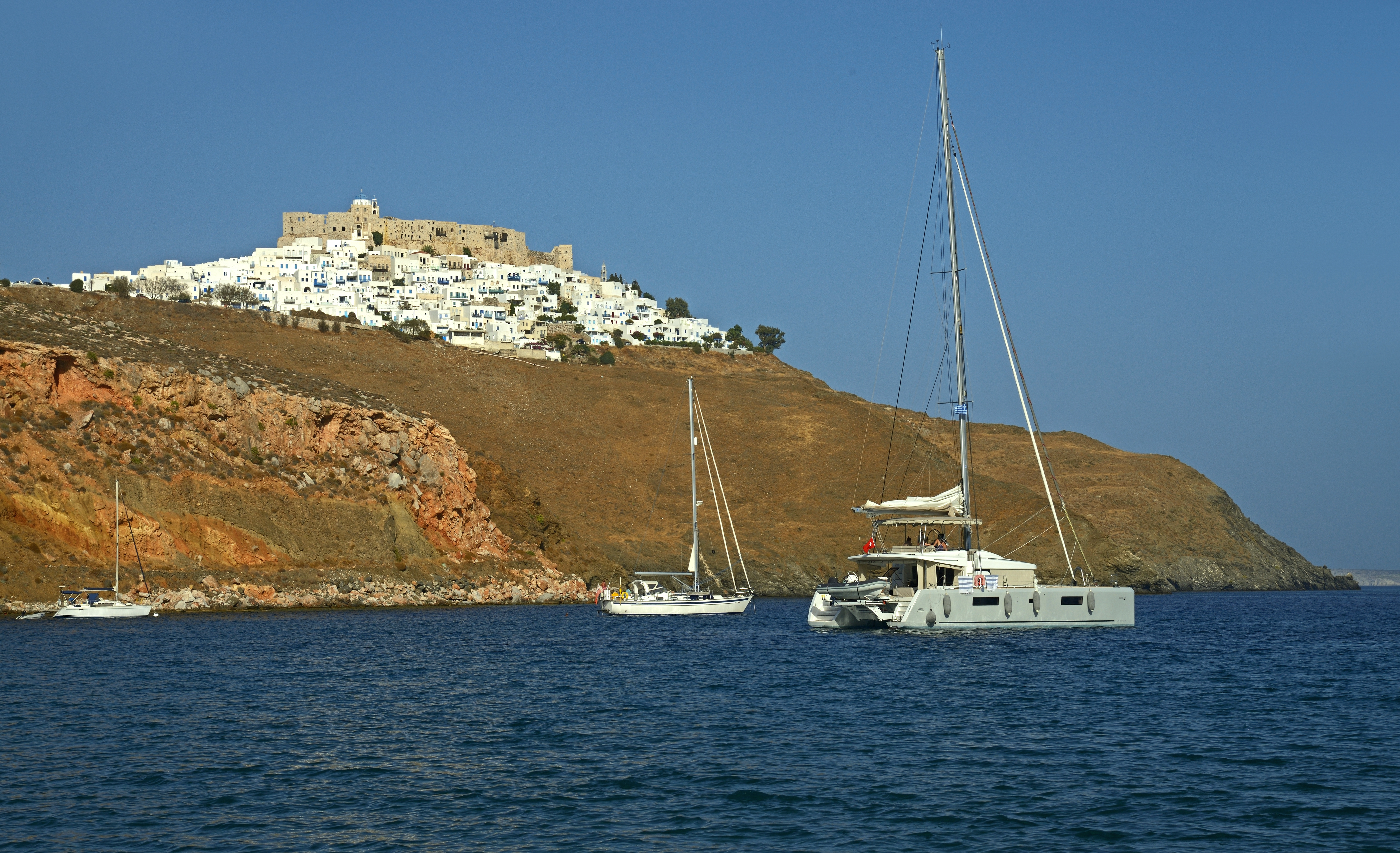 Chora: Castillo de Querini. - Astypalaia | Secret World Trip Planner
