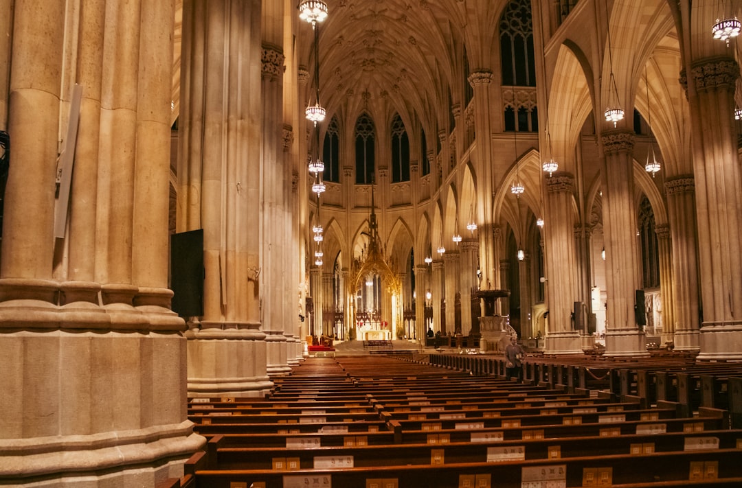 St. Patrick ' s Cathedral of New York - New York | Secret World Trip Planner