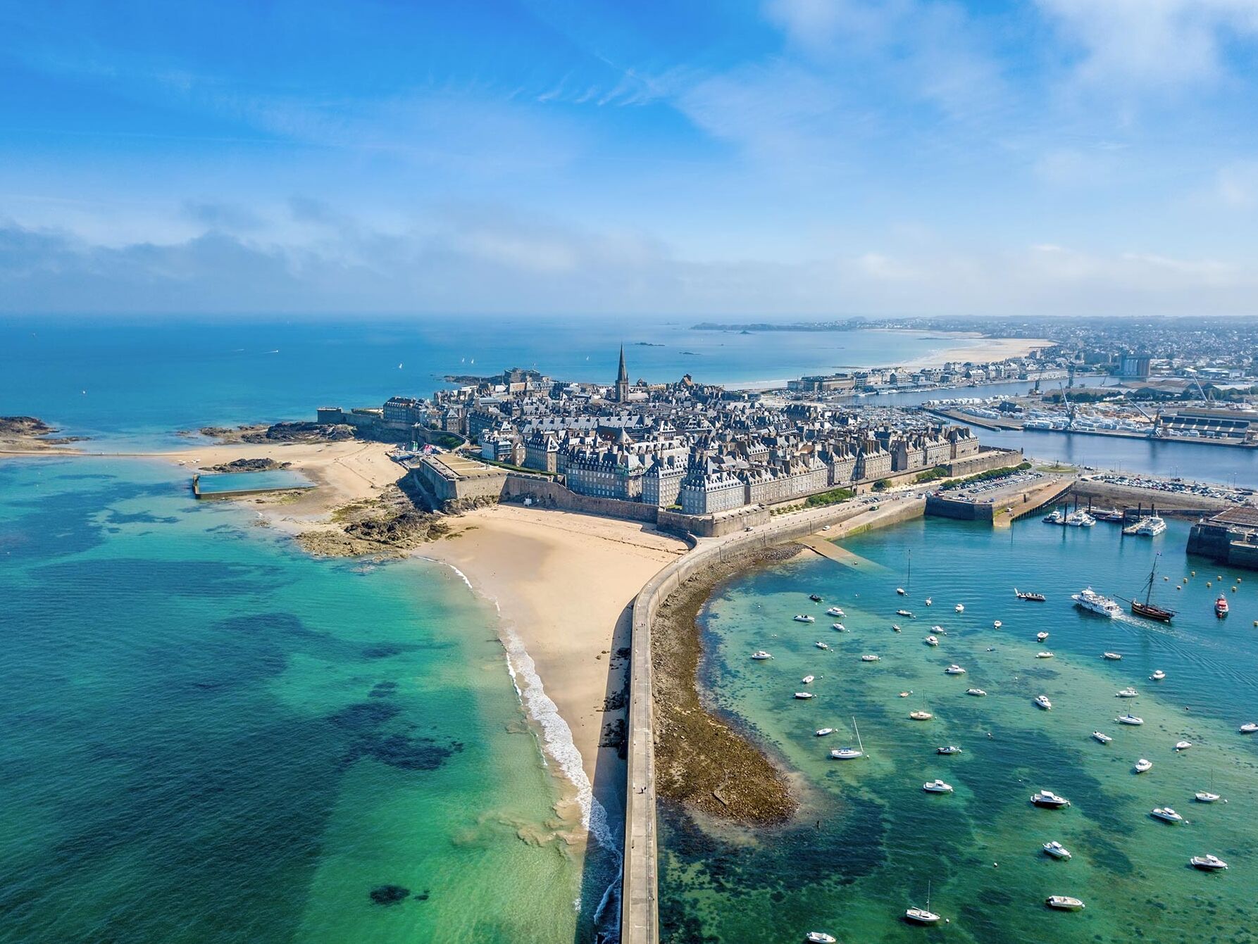 Франция / Сен-Мало  - Saint-Malo | Secret World Trip Planner