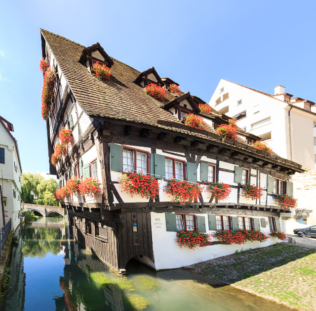 La casa inclinada - Ulm | Secret World Trip Planner