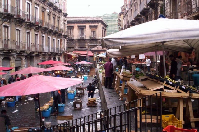 Prodavaonica ribe - Catania | Secret World Trip Planner