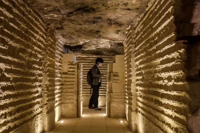 Stufenpyramide des Djoser - Al Giza Desert | Secret World Trip Planner