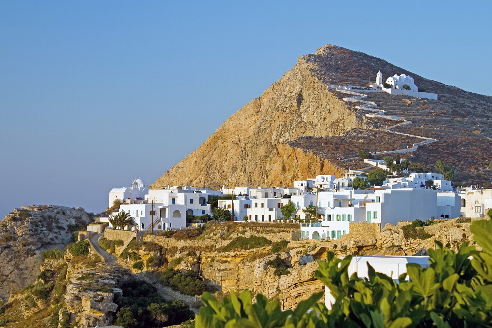La isla de Folegandros - Uno de los lugares más sorprendentes de Grecia. — Folegandros