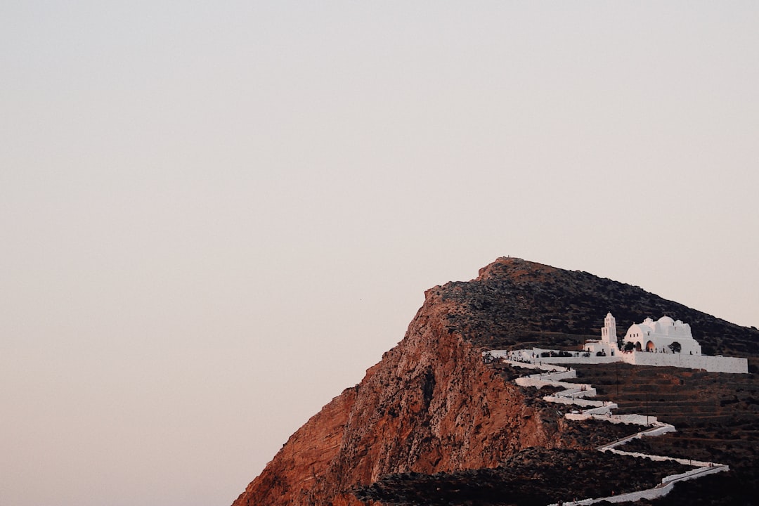 La isla de Folegandros - Uno de los lugares más sorprendentes de Grecia. - Folegandros | Secret World Trip Planner