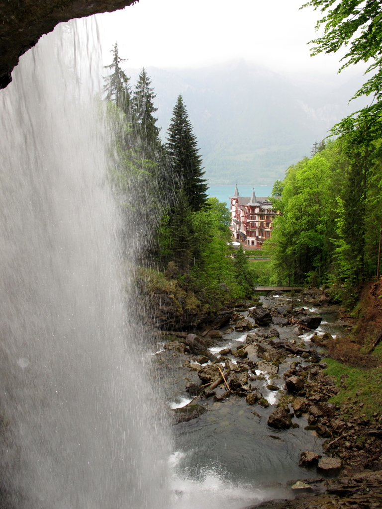 Giessbach Vodopad - Brienz | Secret World Trip Planner