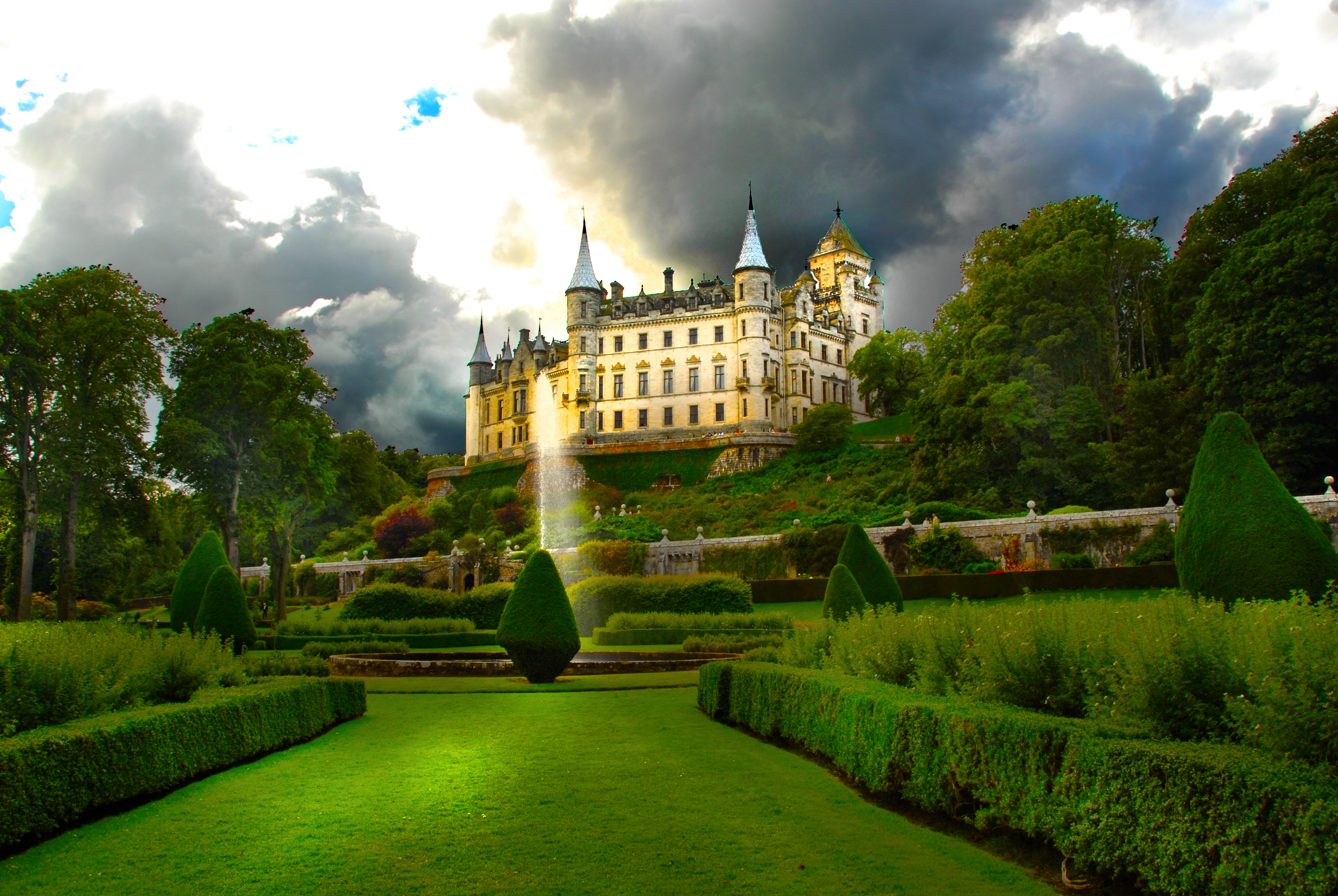 El castillo y los jardines de Dunrobin — Golspie KW10 6SF