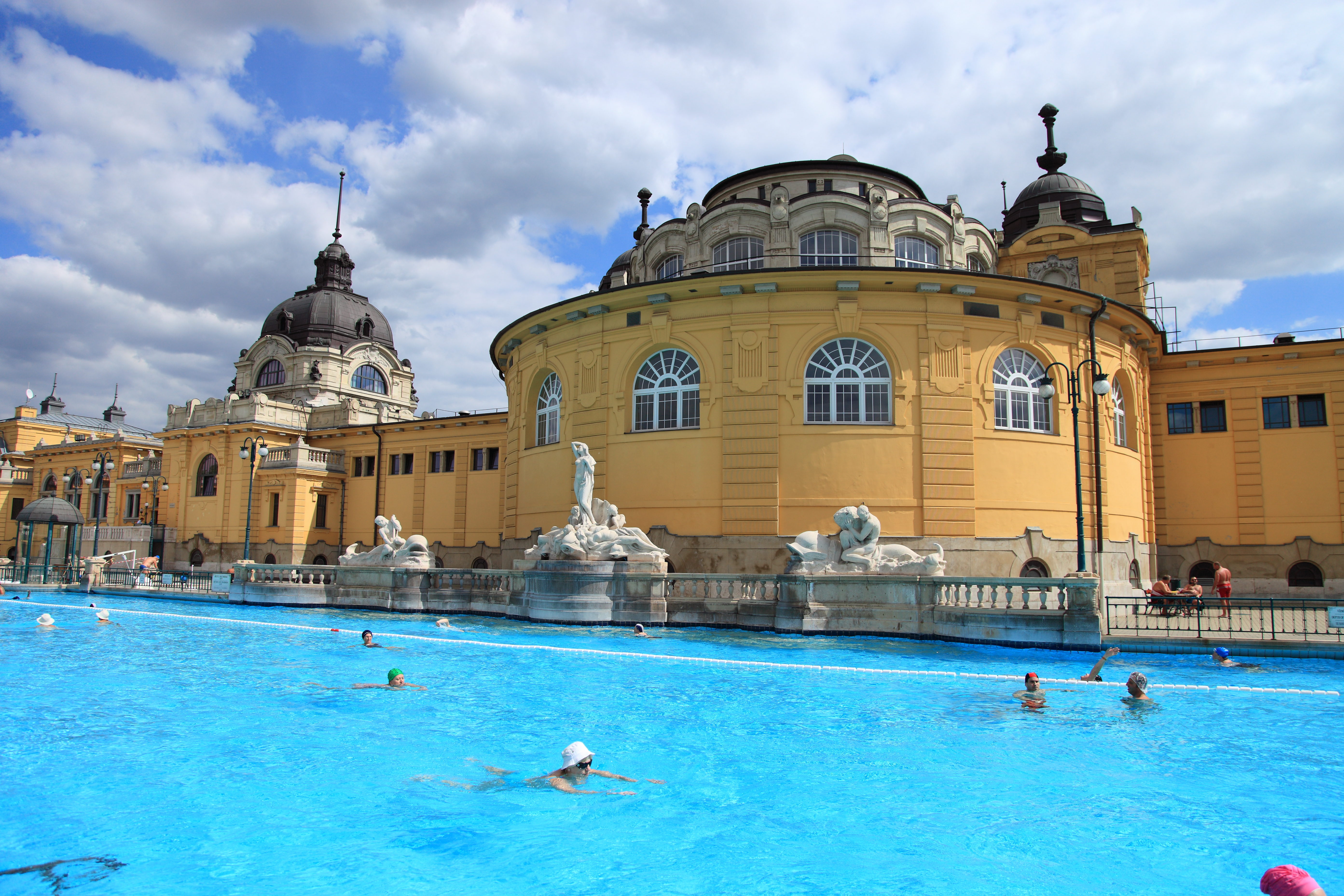 Mandi Spa Szechenyi - Budapest | Secret World Trip Planner