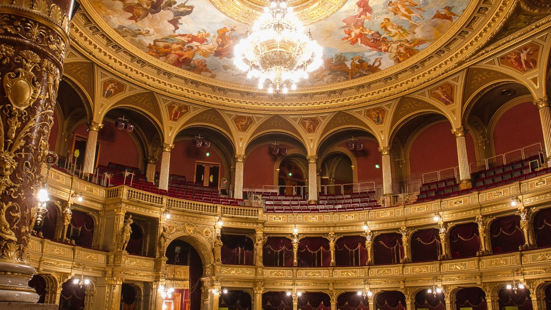 Budapeşte ve Macar Devlet Opera Binası - Budapest | Secret World Trip Planner