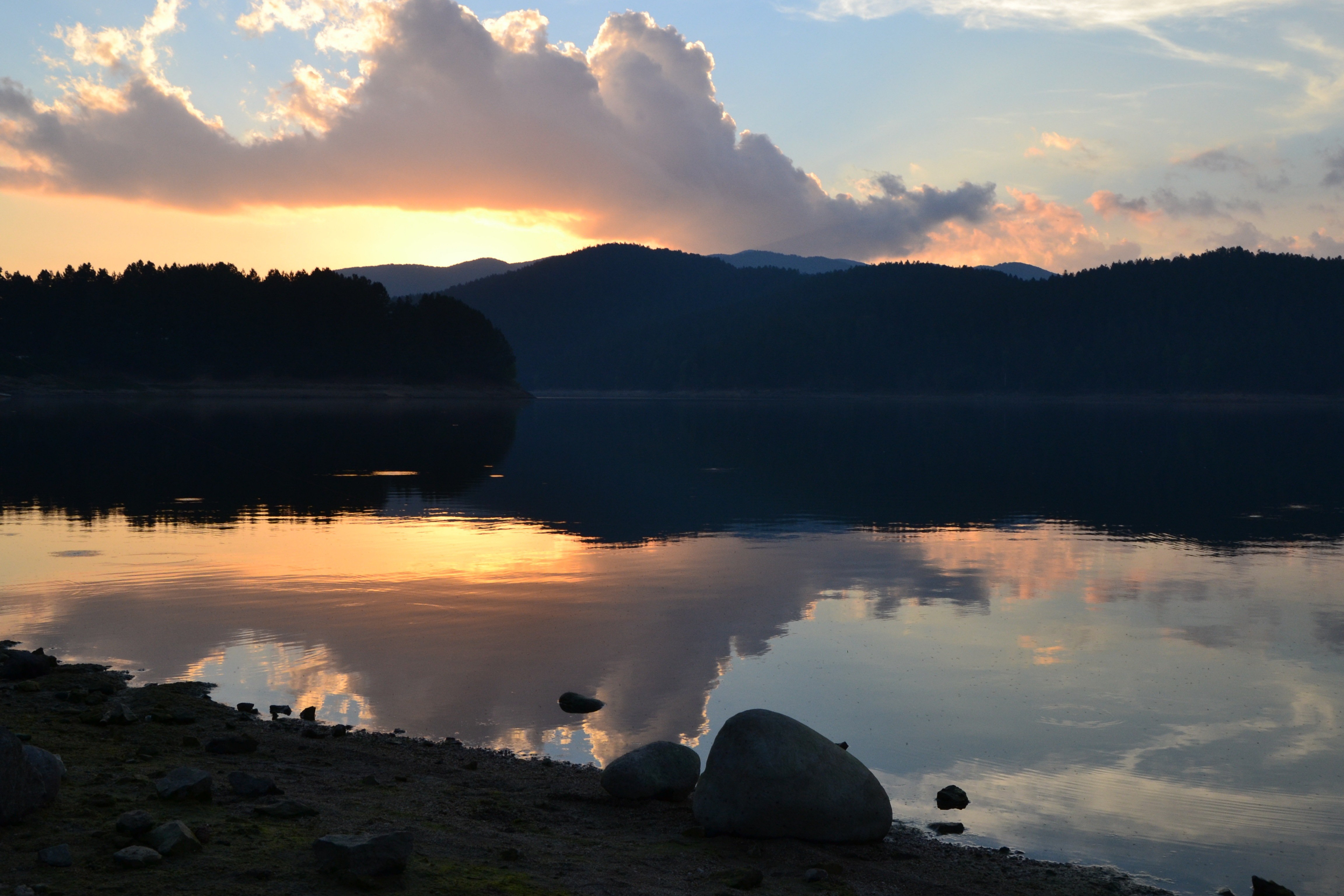 jezioro ampollino - Lago Ampollino | Secret World Trip Planner