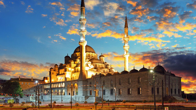 Moskeen i Eyup Sultan - Eyüp Merkez | Secret World Trip Planner