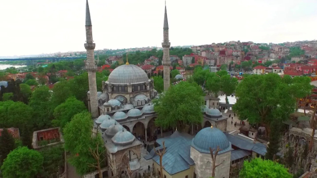 Moskeen i Eyup Sultan - Eyüp Merkez | Secret World Trip Planner