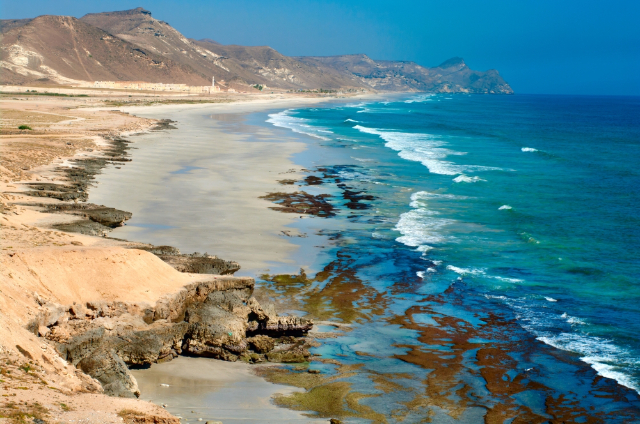 Playa de Mughsai y los Gyser - Mughsail Beach | Secret World Trip Planner