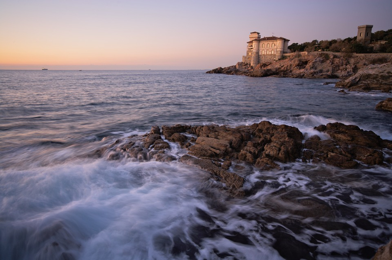 Boccale gaztelua - Antignano | Secret World Trip Planner