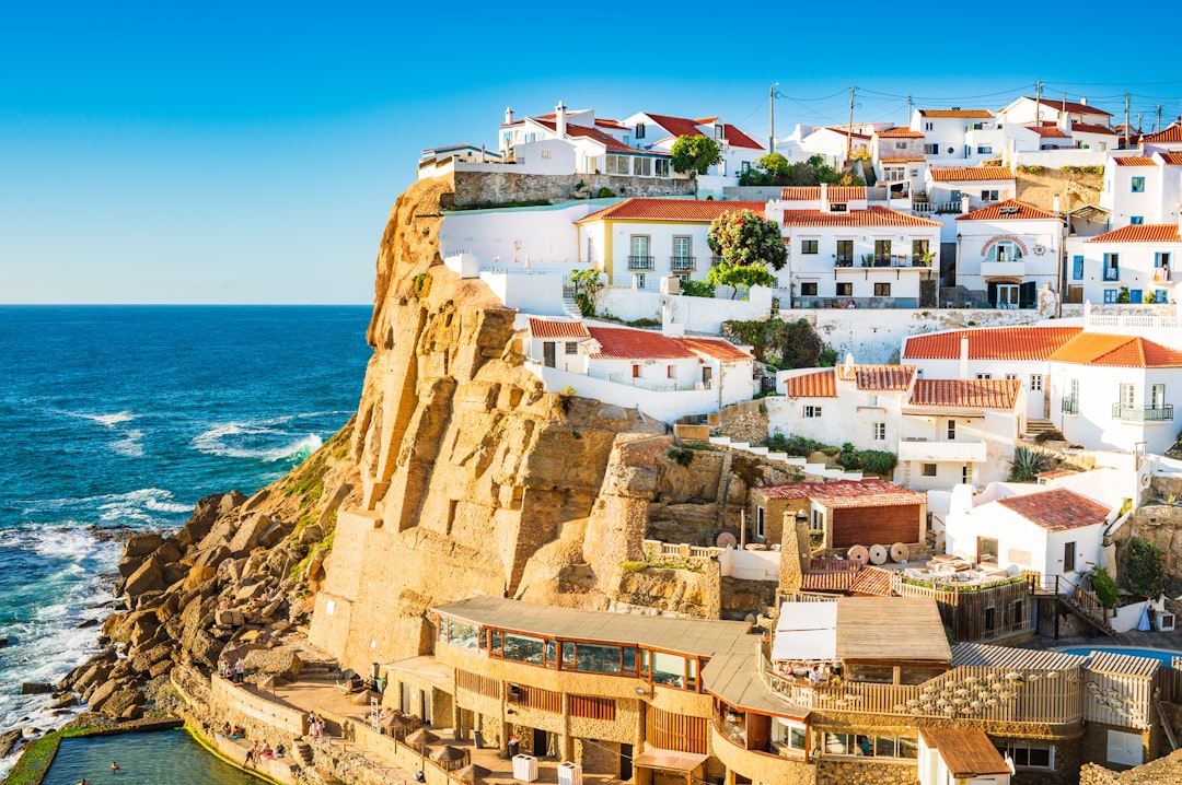 Azenhas do Mar:an astonishingly beautiful hillside town - Colares | Secret World Trip Planner