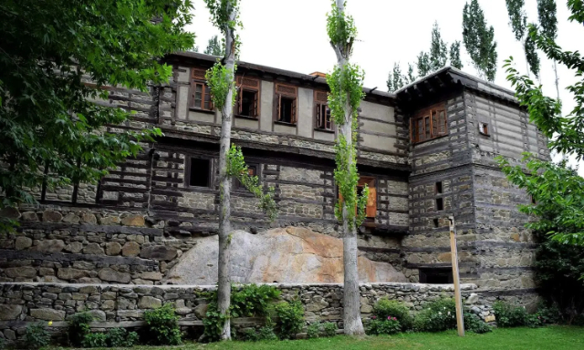 Shigar Fort, The Fort on Rock - Shigar | Secret World Trip Planner