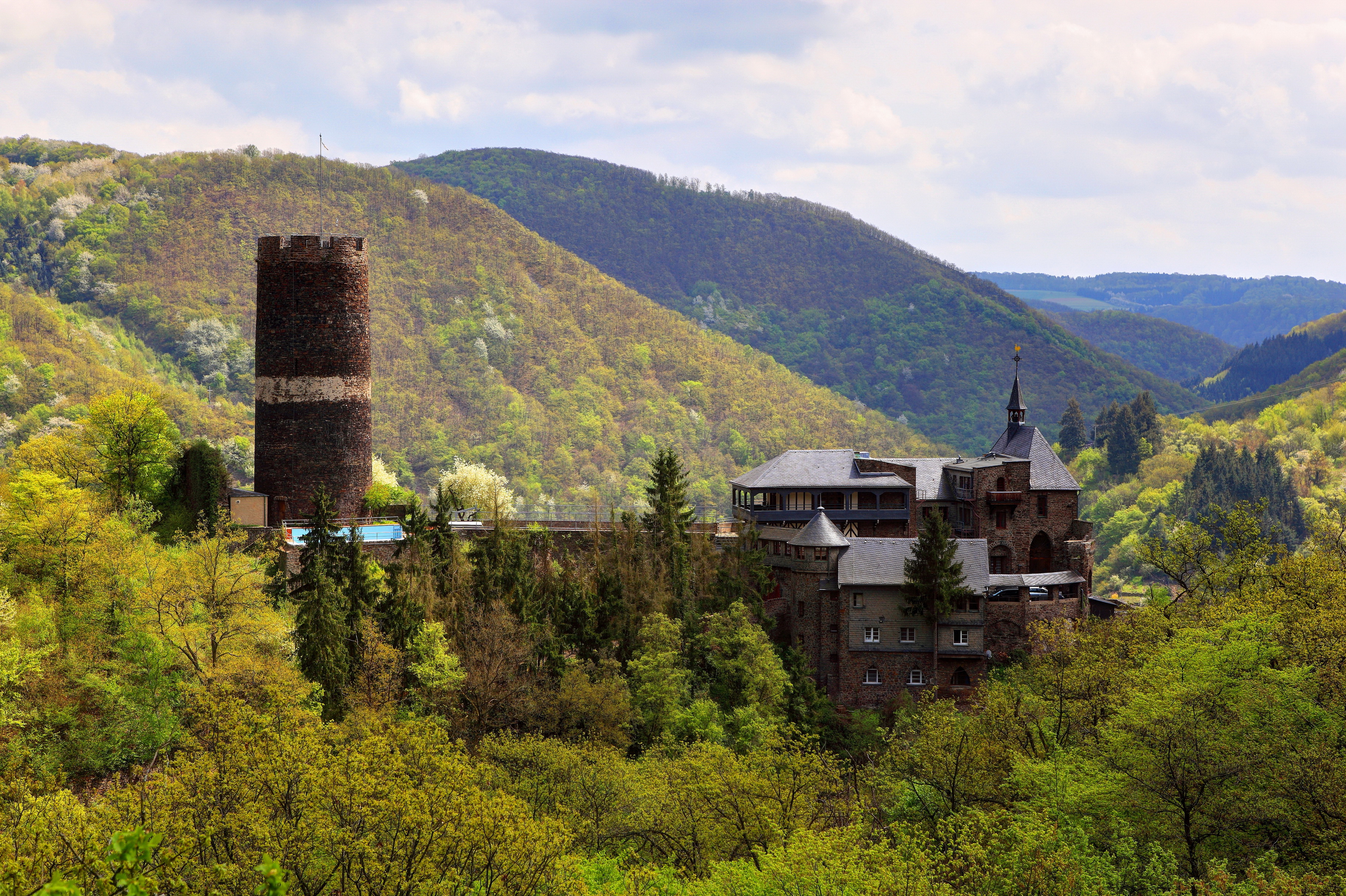 Castillo de Bischofstein - Hatzenport | Secret World Trip Planner
