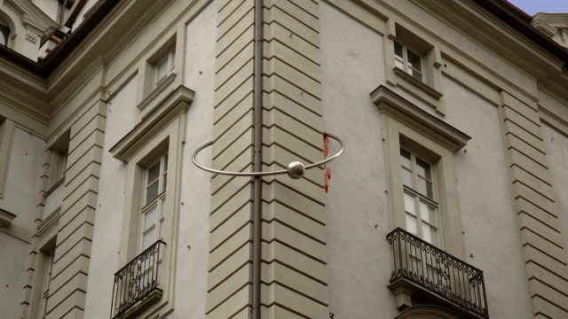 Palača s piercingom - Torino | Secret World Trip Planner