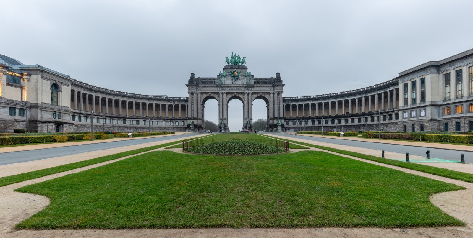 El Arco del Cincuentenario en Bruselas - Bruxelles | Secret World Trip Planner