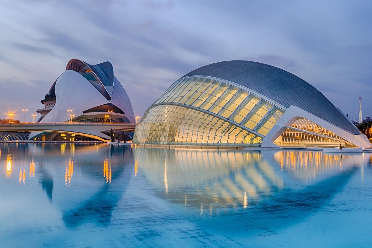 El palacio del arte de la Reina Sofía en Valencia - València | Secret World Trip Planner