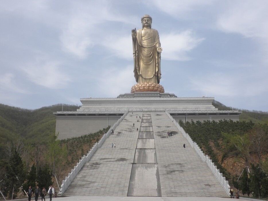 Spring Temple Buddha: the tallest statue in the world - Luoyang | Secret World Trip Planner