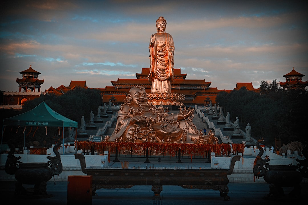 Spring Temple Buddha: the tallest statue in the world - Luoyang | Secret World Trip Planner