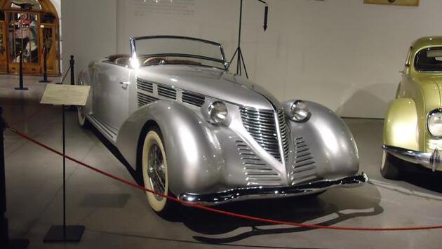 Museo del Automóvil en Málaga — Málaga