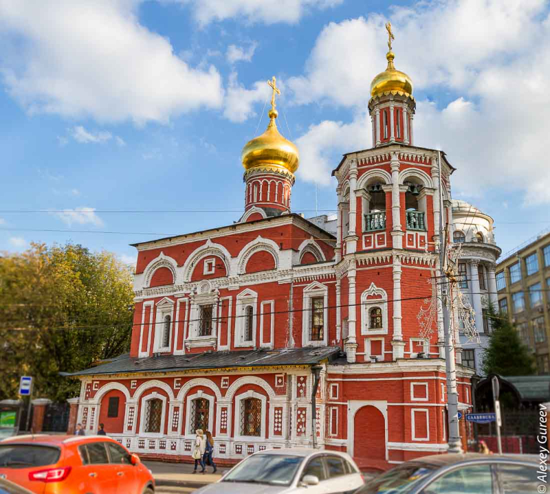 Москва дахь бүх Гэгээнтнүүдийн Сүм - Moskva | Secret World Trip Planner