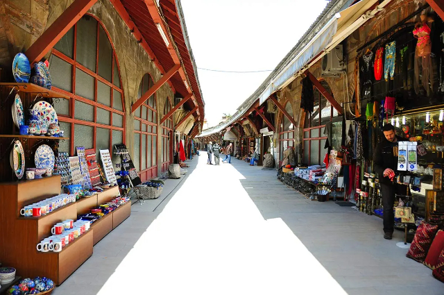 Bazar L'Arasta - Mimar Mehmet Ağa Cd. No:2 | Secret World Trip Planner