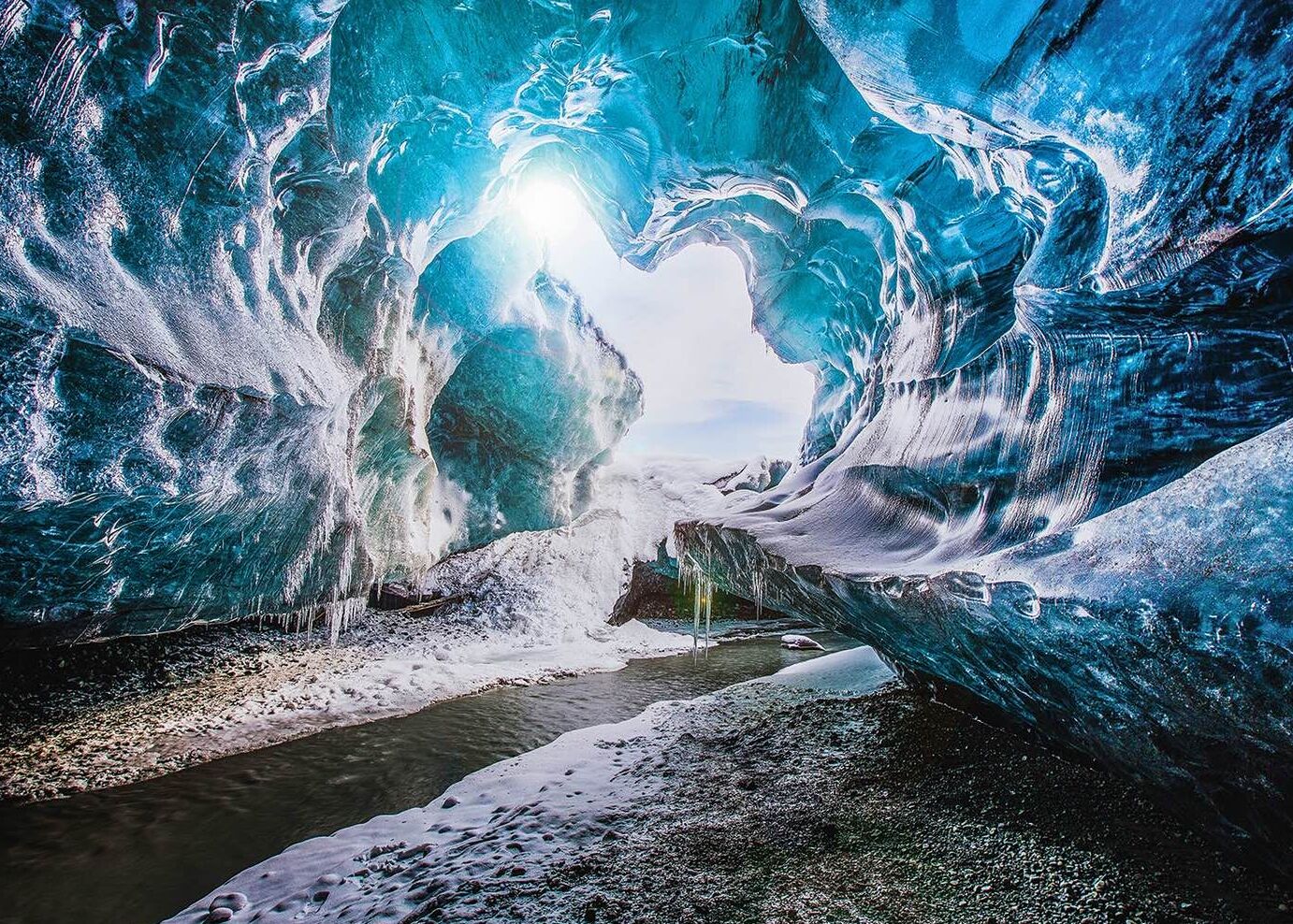 Vatnajökullis: the largest glacier in Iceland - Vatnajökull | Secret World Trip Planner