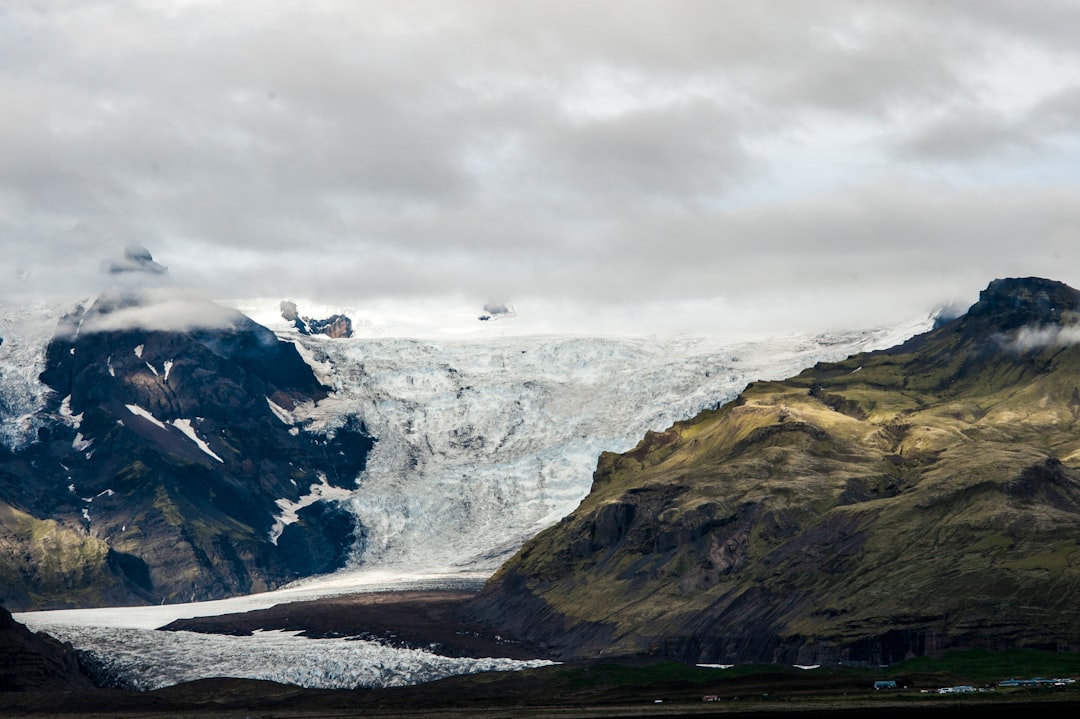 Vatnajökullis: the largest glacier in Iceland - Vatnajökull | Secret World Trip Planner