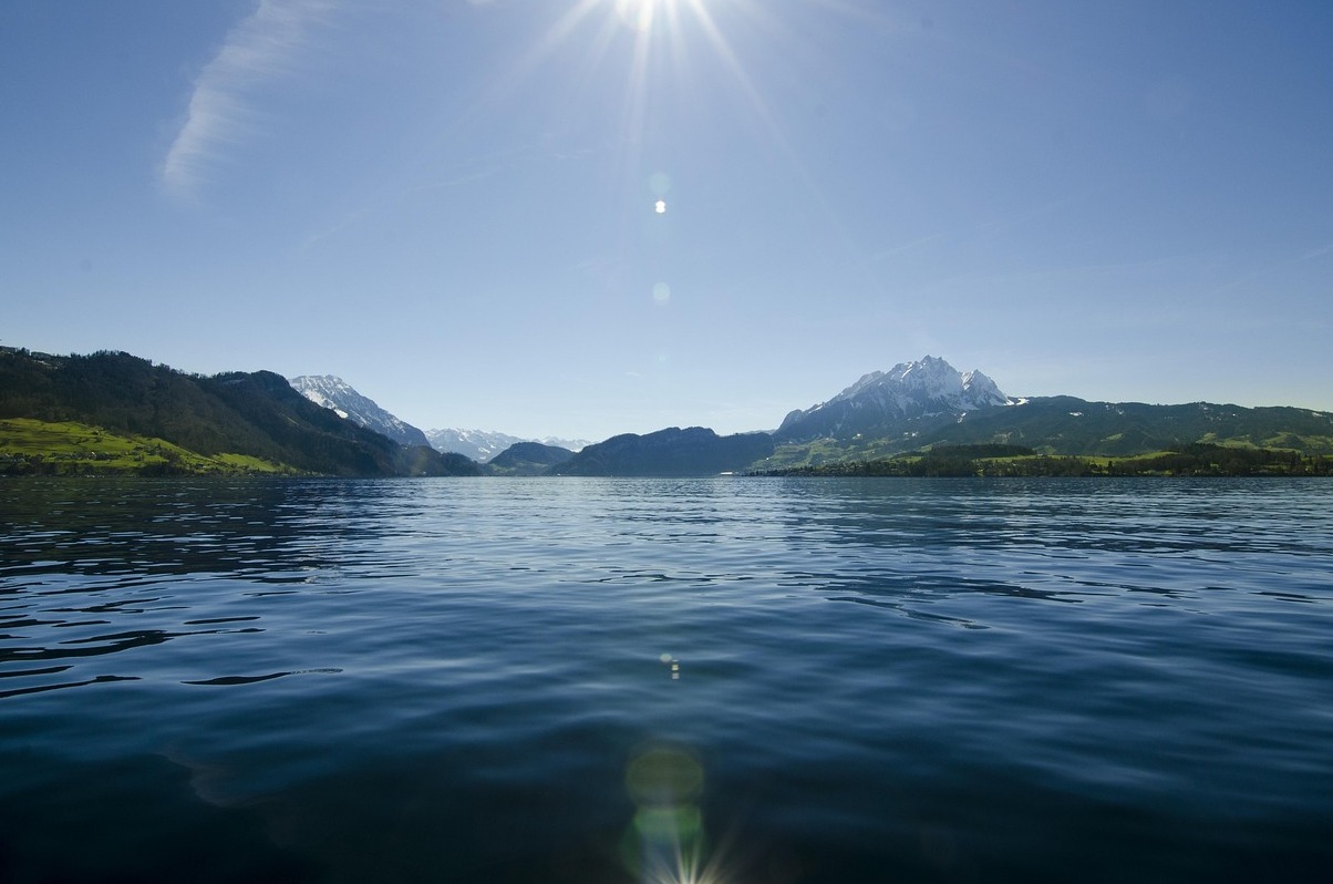 El lago de Zurich - Lago di Zurigo | Secret World Trip Planner