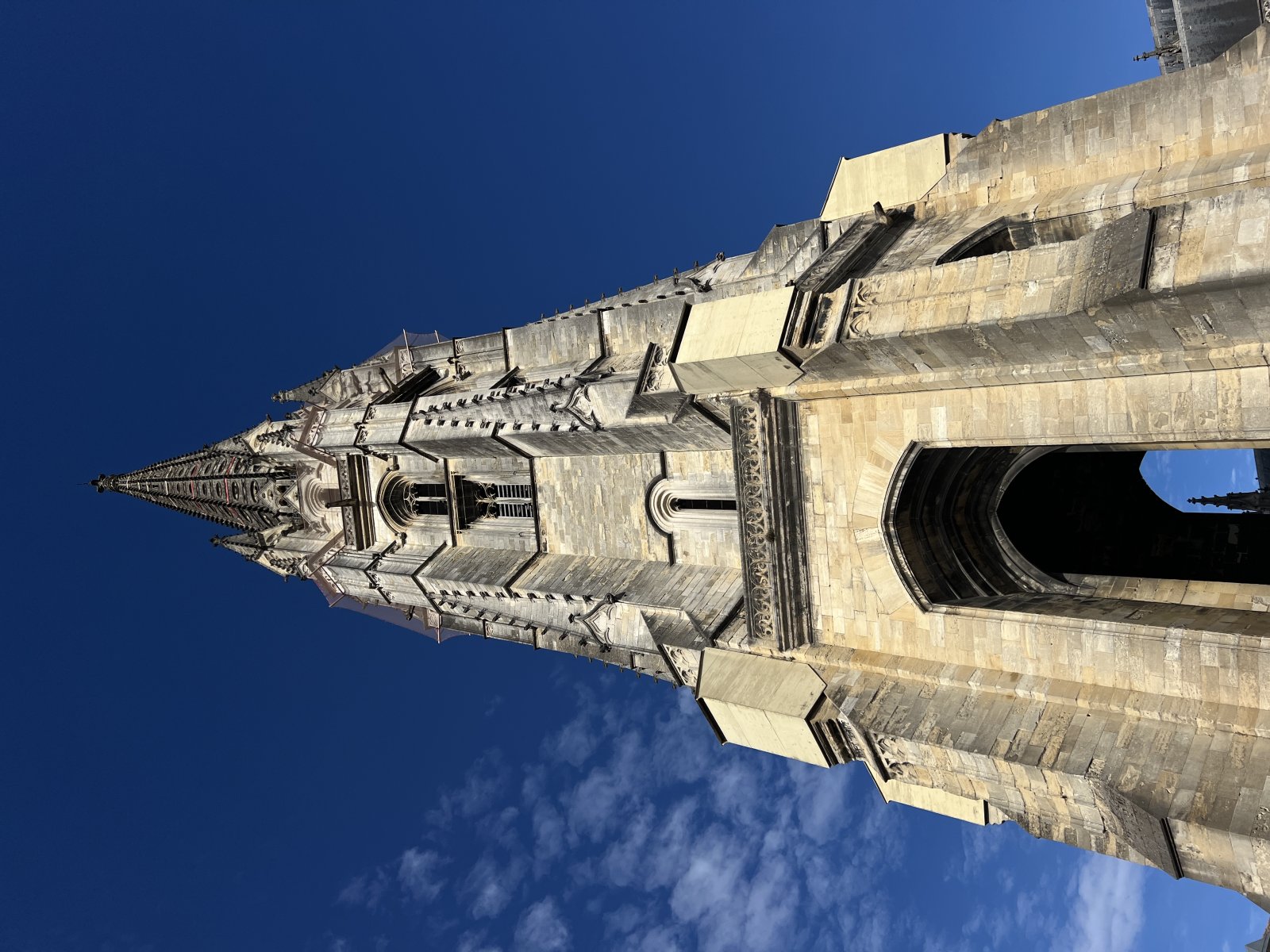 Bordeaux and The monument “Flèche Saint-michel” - Bordeaux | Secret World Trip Planner