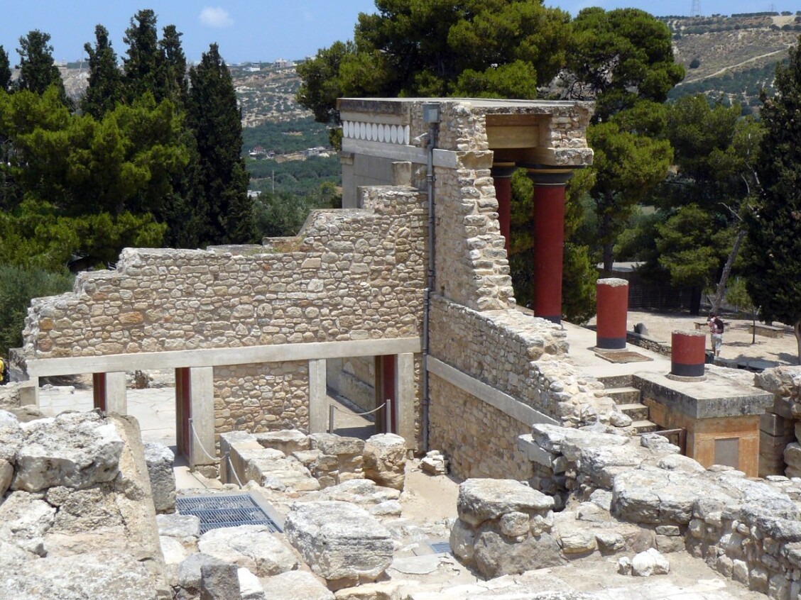 Knosos: Palace of Minos - Knosos | Secret World Trip Planner