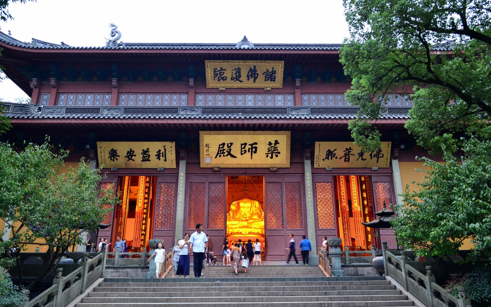 Lingyin Temple,one of  China's largest Buddhist temples - Hangzhou | Secret World Trip Planner