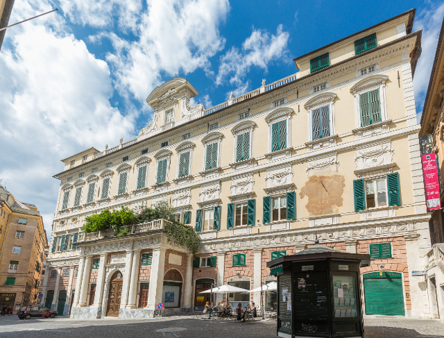 นาฬิกาแดดของ Palazzo Grimaldi - Genova | Secret World Trip Planner