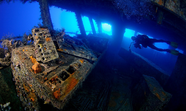 Il naufragio della Zenobia - Larnaca | Secret World Trip Planner