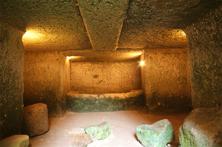 Tumba de Hildebranda - Sovana | Secret World Trip Planner