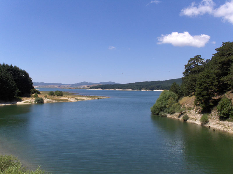 אגם צ'יטה - Lago di Cecita | Secret World Trip Planner