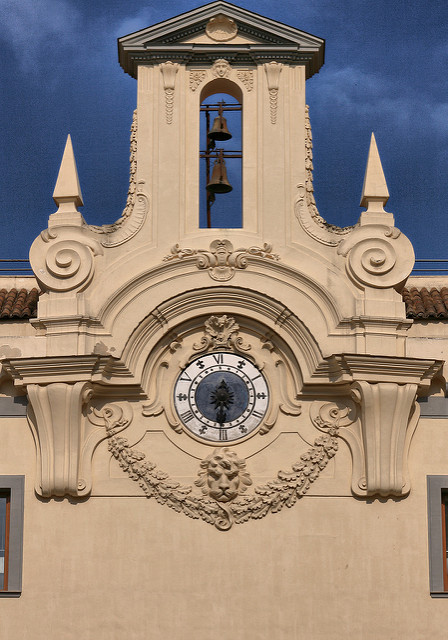romersk klocka - Napoli | Secret World Trip Planner