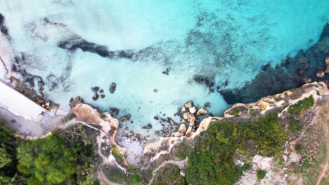 Bijele fontane: tropima Mediterana - Fontane Bianche | Secret World Trip Planner