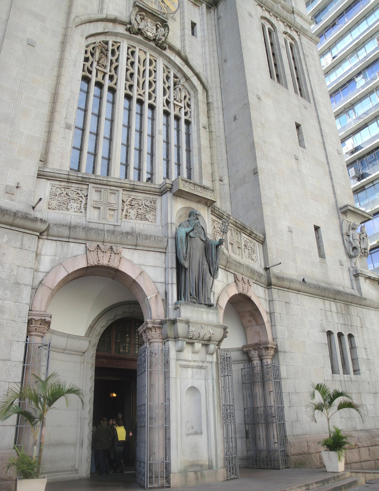Gregorian Chant at Mosteiro de São Bento - São Paulo - SP | Secret World Trip Planner