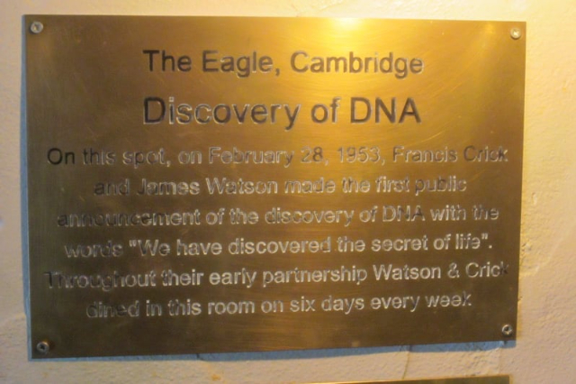 ಪಬ್ ದಿ ಈಗಲ್ ಮತ್ತು ಡಿಎನ್ಎ - Bene't St | Secret World Trip Planner