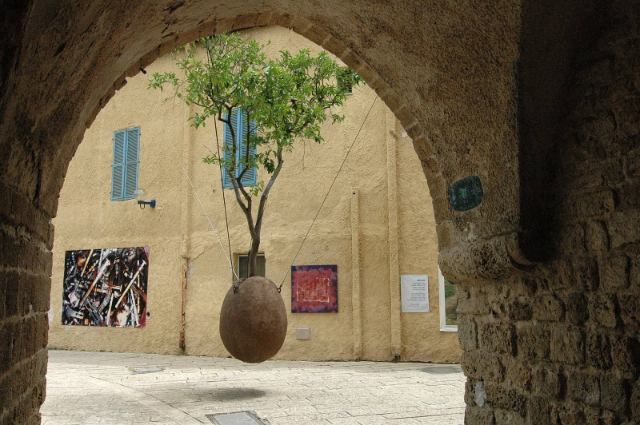 निलंबित संतरे का पेड़ - Tel Aviv-Yafo | Secret World Trip Planner