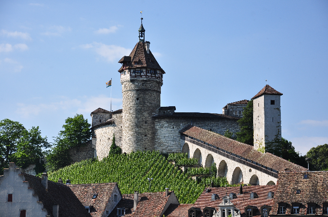 Крэпасць Муно ў Шаффхаўзене - Schaffhausen | Secret World Trip Planner