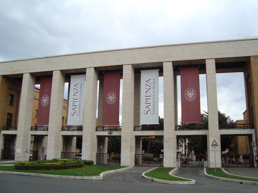Roma | Museo de la Mercancía - Roma | Secret World Trip Planner