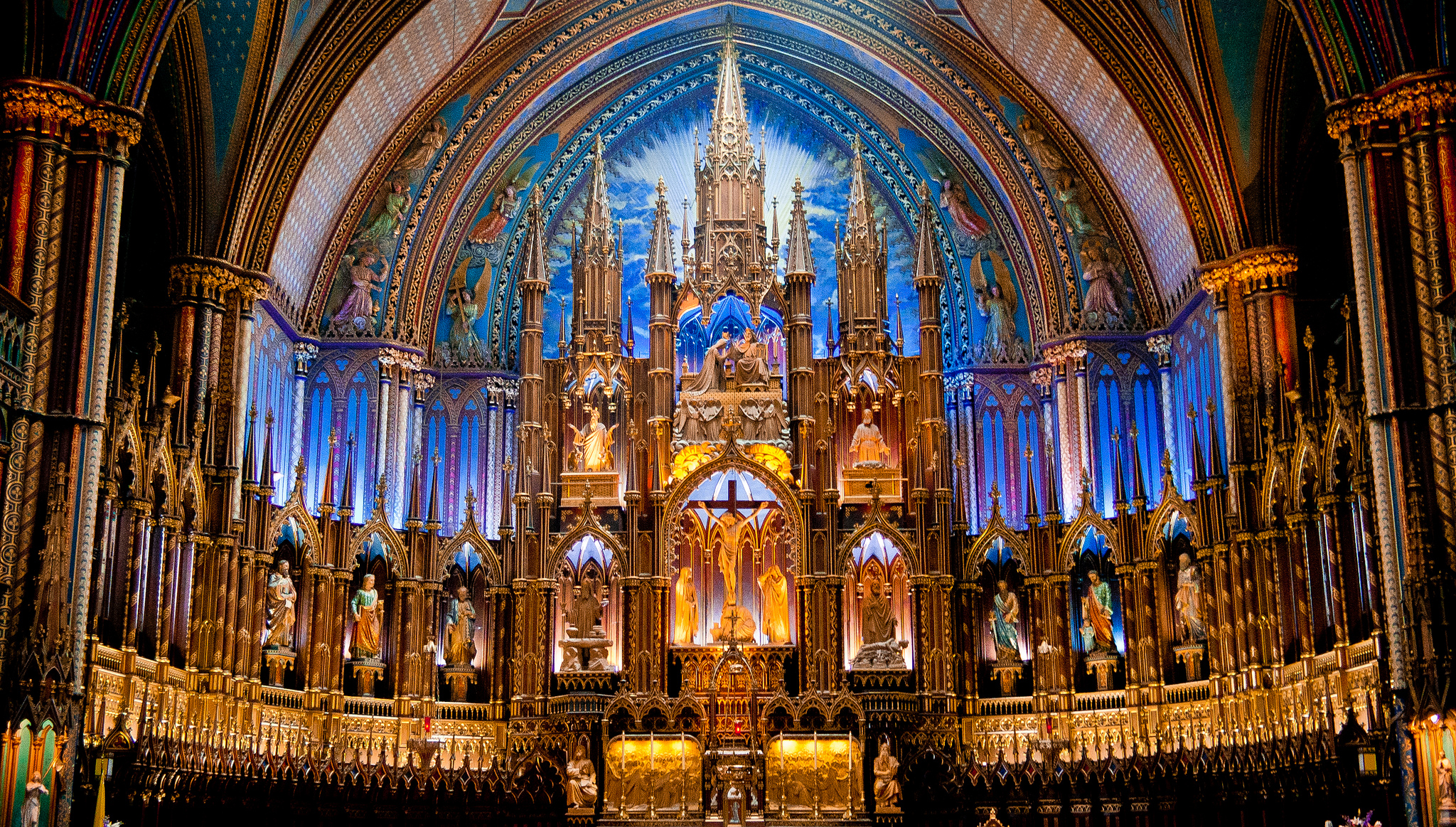 Notre-Dame Bazilika  - Montréal | Secret World Trip Planner